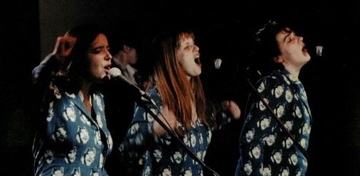 Trällenders Damentrio, rohrzeternd - Die Lassie Singers irgendwann in den 90ern